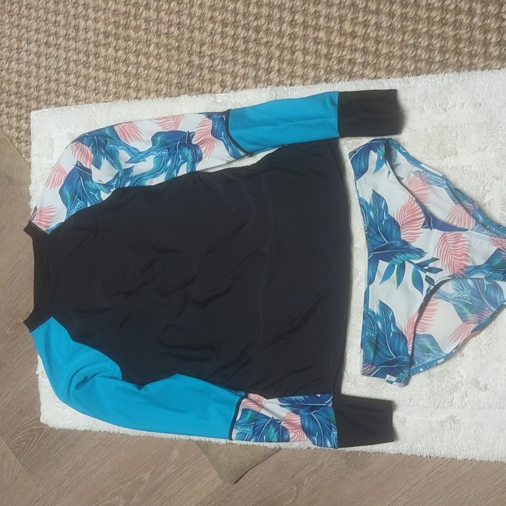 Swimsuit by REKITA NWOT Size S.